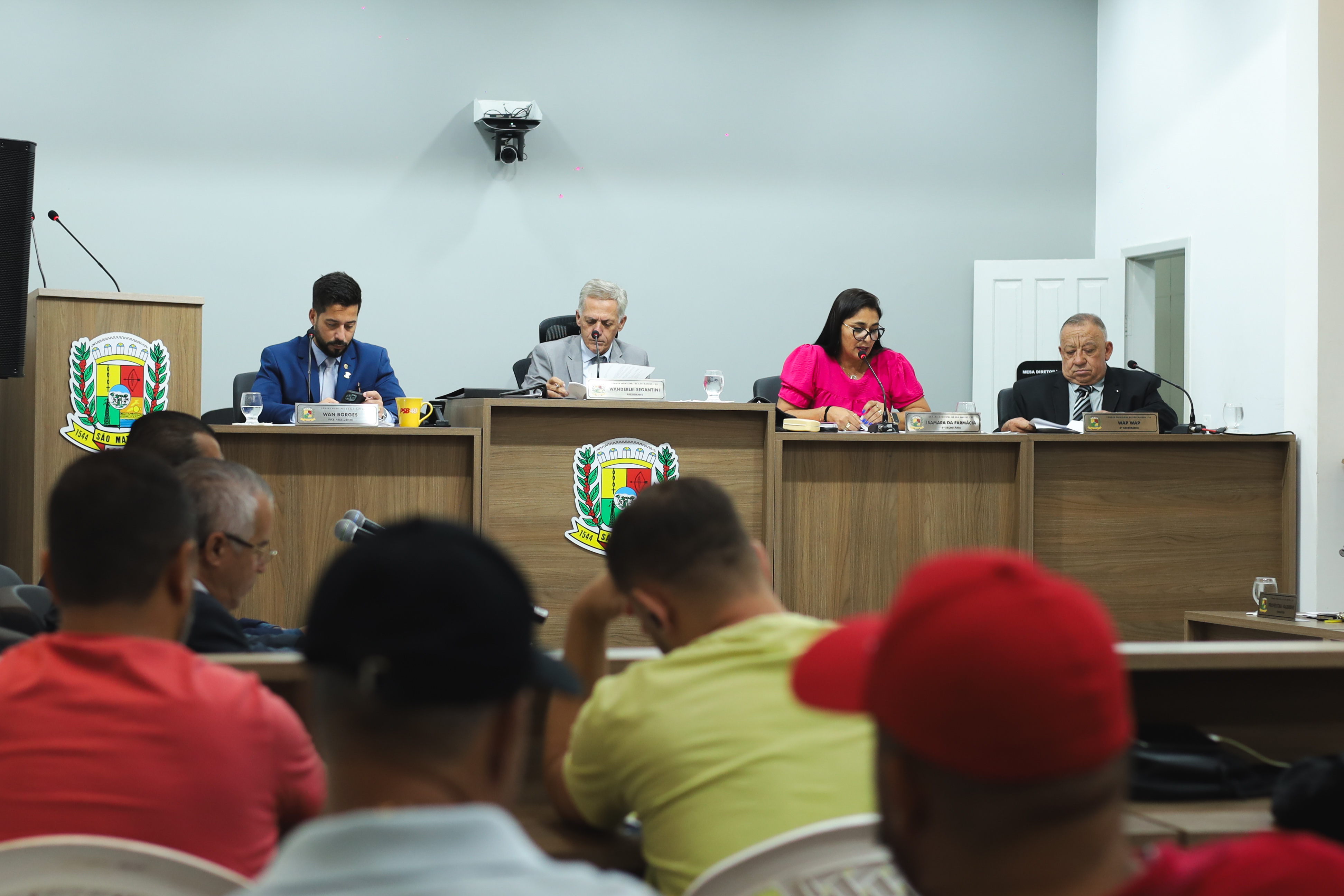 NOTÍCIA: Câmara Municipal de São Mateus realizou, nesta segunda-feira (23), a 23ª Sessão Ordinária de 2025
