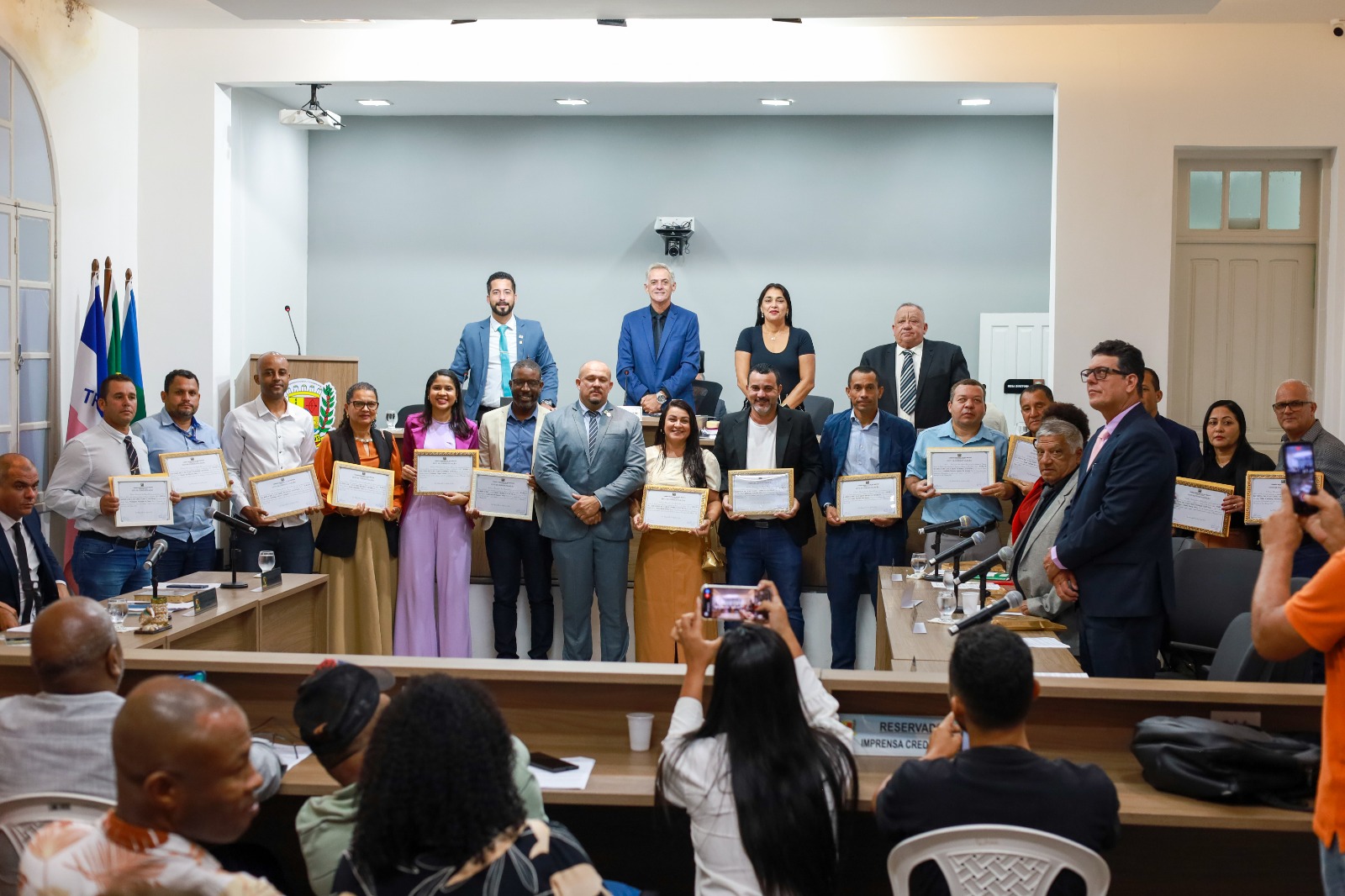 NOTÍCIA: Câmara de São Mateus realiza 21ª Sessão Ordinária com votações, moções e homenagens